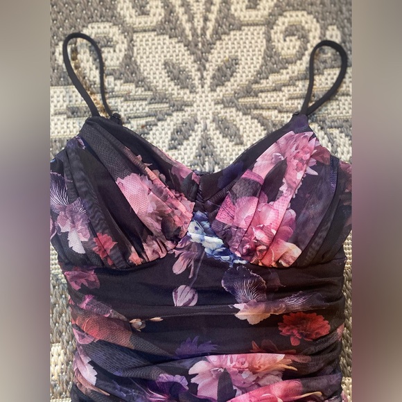 💕NEVER WORN | Express Bodysuit | Size XS - Picture 2 of 8